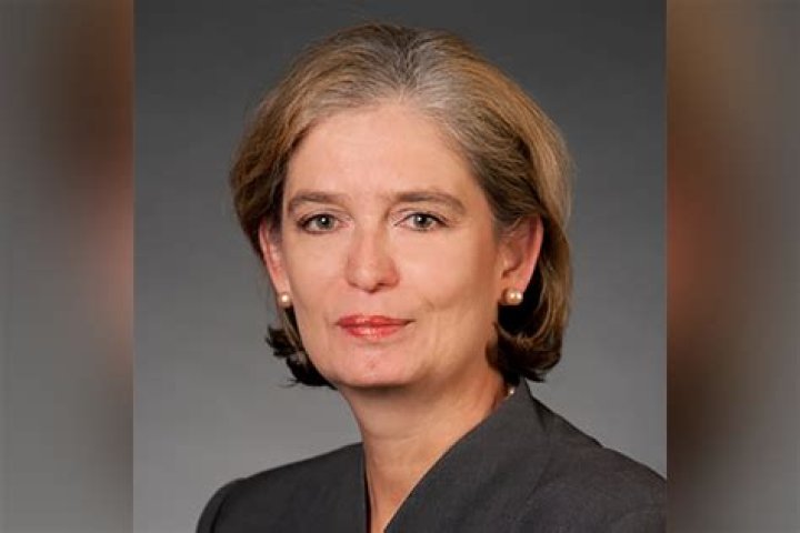 Betsy Griswold: Tom Griswold Wife, Facts About Her