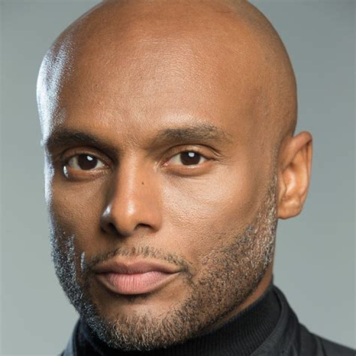 Kenny Lattimore